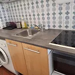 Apartman Chic With Private Secure Parking Bright Balcony Near Metro