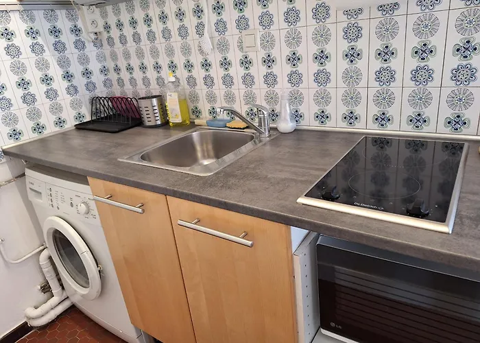 Lejlighed Chic Parisian Retreat Bright Spacious And Secure Parking