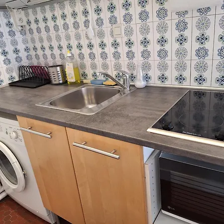 Apartment Chic With Private Secure Parking Bright Balcony Near Metro